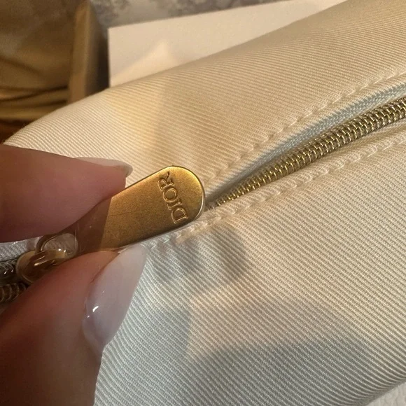 2025 Dior Beauty Nomad Top Handle Bag - Picture 7 of 9